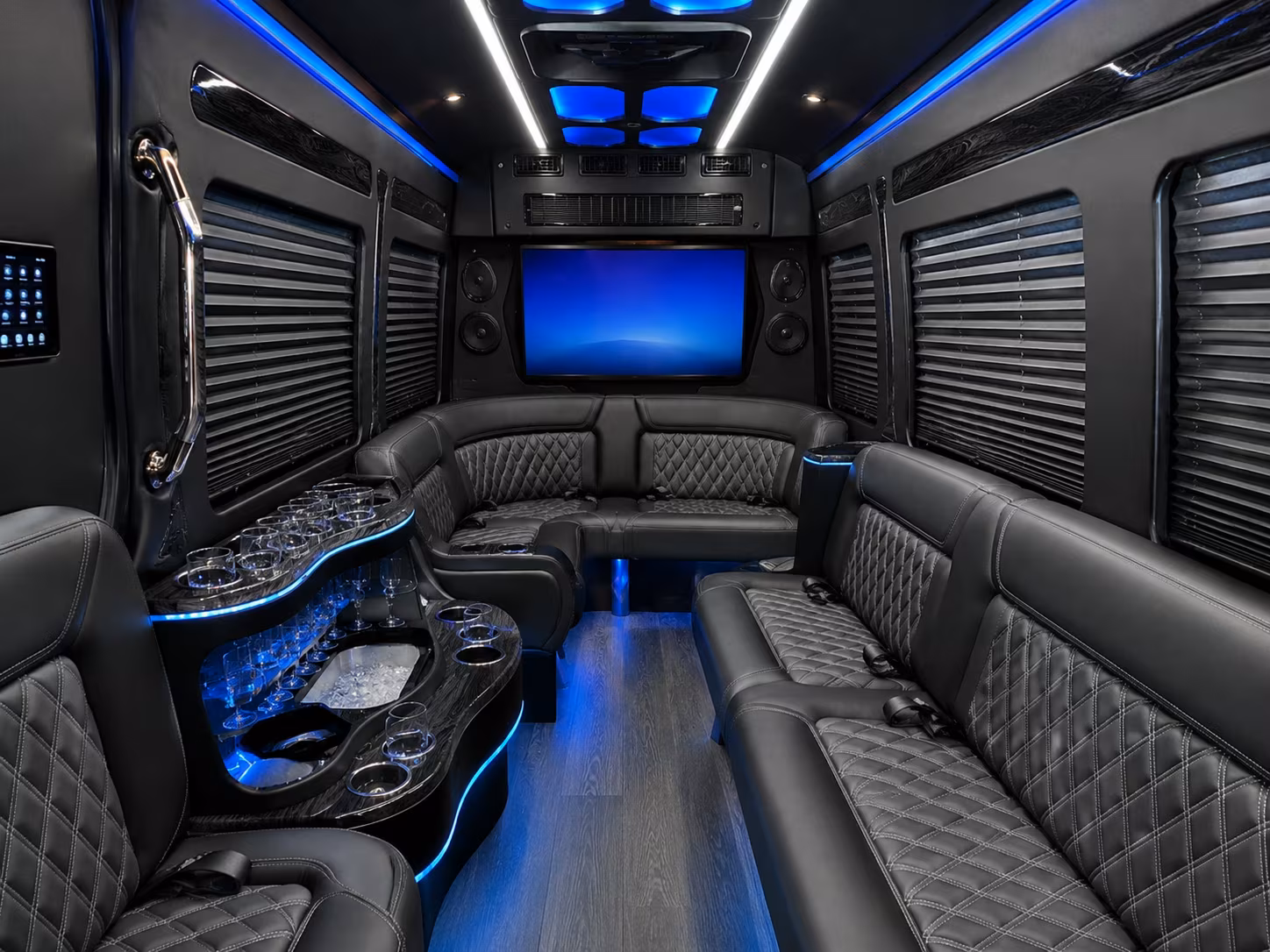 chinocharterbuscompany com lets you compare buses for longer trips to la and riverside