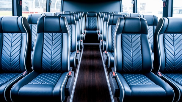 35 passenger minibus rental ontario